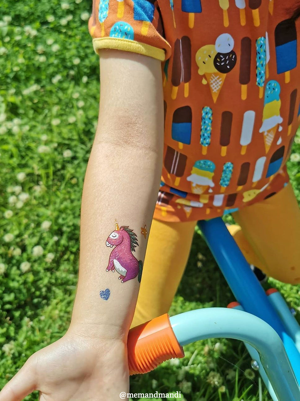 Rainbow unicorns
