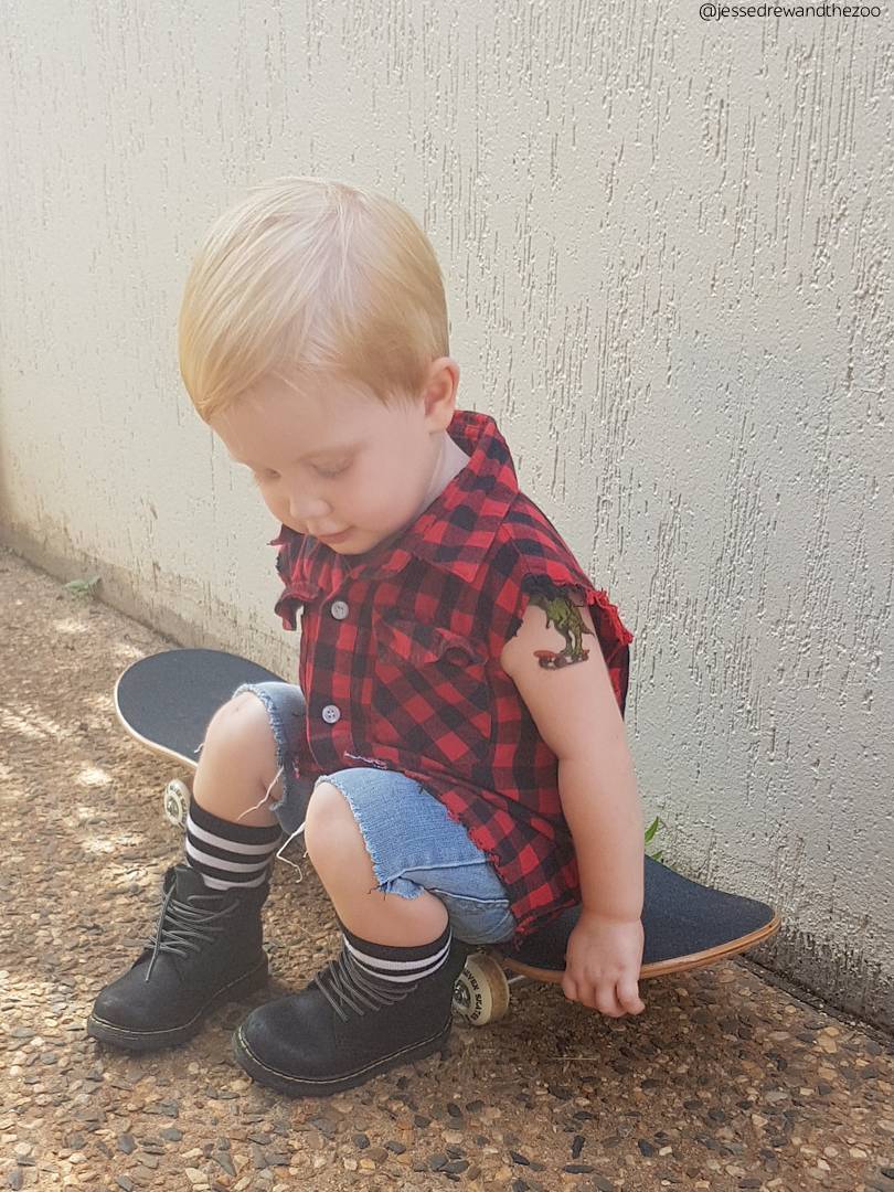 Dino skate