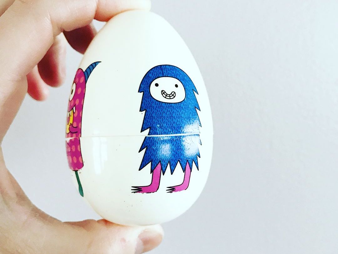 Monster match. Egg DIY: easy to make and fun toddler activity game
