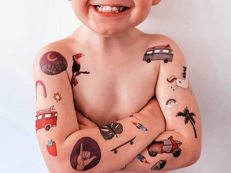Attractive Little Kid Girl Butterfly Tattoo Sticker Body Skin Dress Stock  Photo by ©civic_dm@hotmail.com 206365180