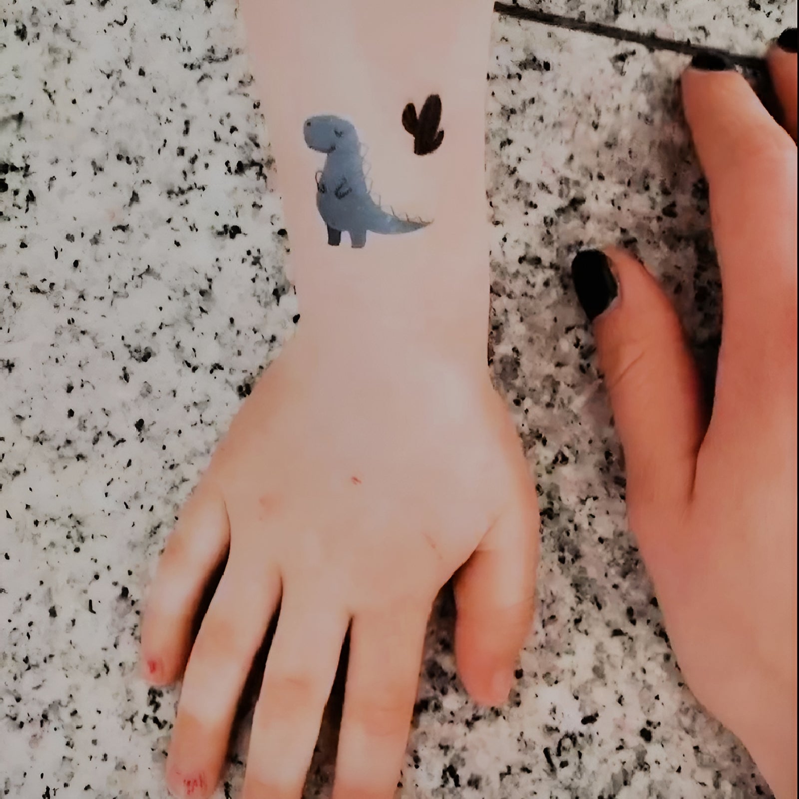 Dinosaur party temporary tattoo set