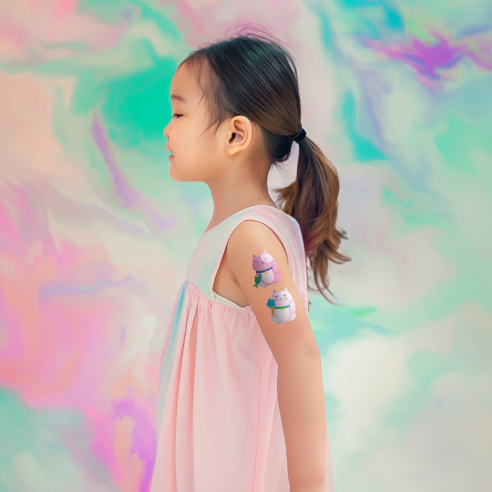 Maneki-neko Temporary Tattoos - Lucky Fun for Every Party